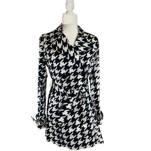Vertigo Paris Double Breasted Trench Coat Black & White Houndstooth Size XS